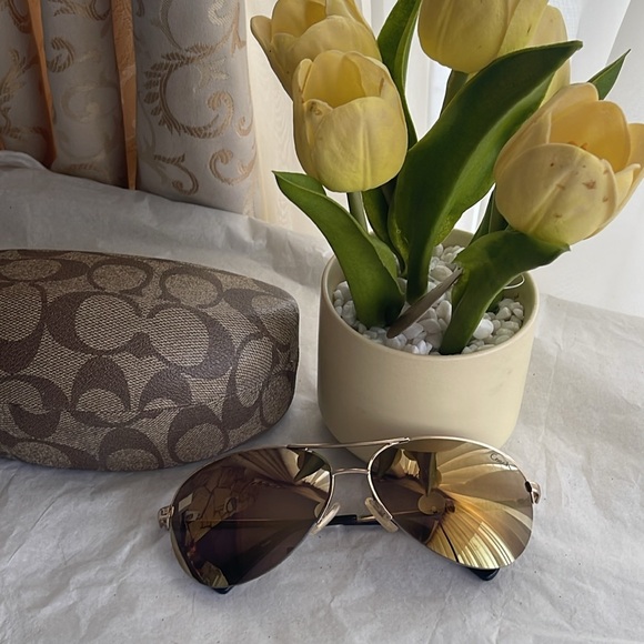 Coach 🔥 AVIATOR sunglasses - Picture 1 of 8